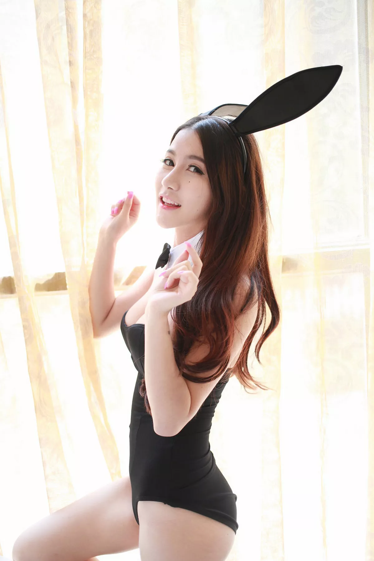 秀人集.com_[XiuRen秀人网]No.003_巨奶嫩模李七喜居家私房性感内衣秀89P