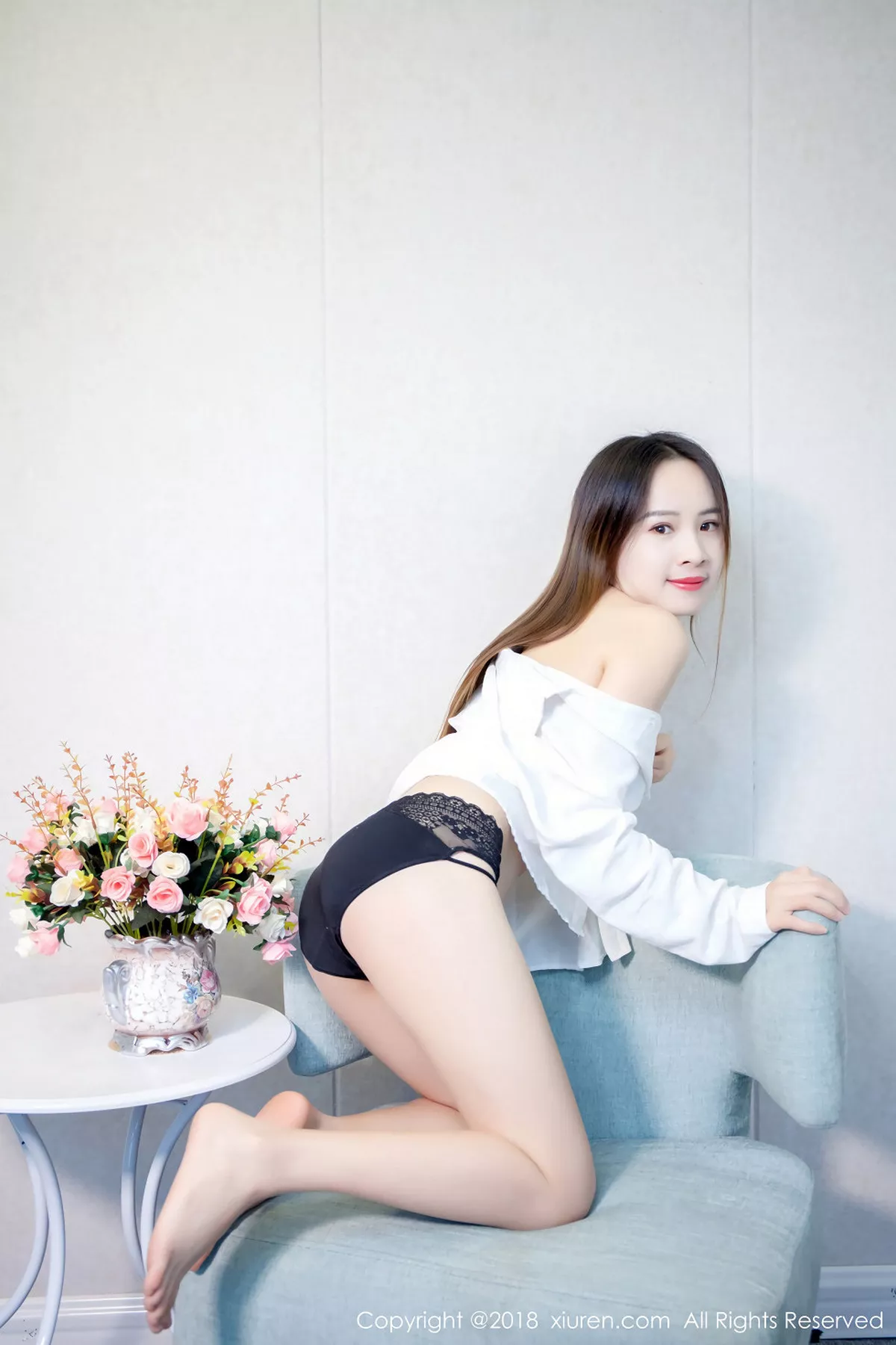 秀人集.com_[XiuRen秀人网]No.909_嫩模涵涵猫全裸上身双手遮点无内黑丝裤袜透视诱惑写真50P