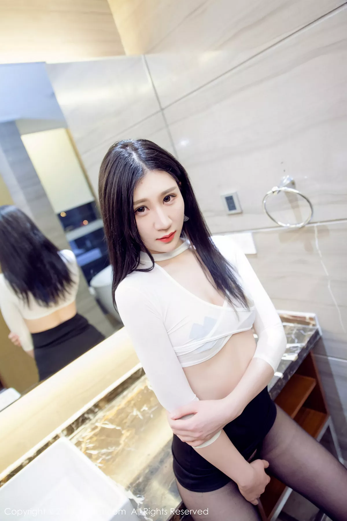 秀人集.com_[XiuRen秀人网]No.942_嫩模玄子居家私房开档无内丝袜+红色SM捆绑式情趣诱惑写真41P