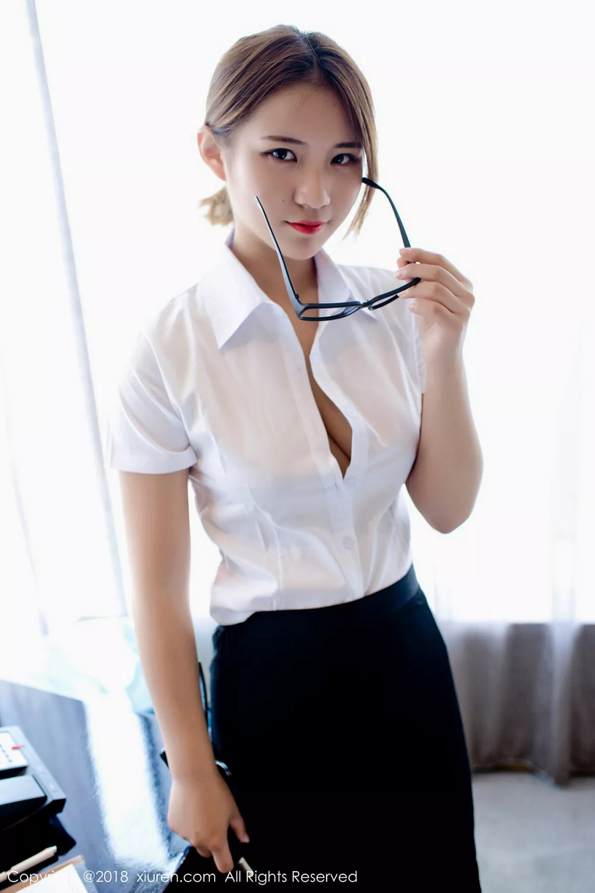 秀人集.com_[XiuRen秀人网]No.1091_嫩模久久Aimee真空浴巾裹身+无内黑丝裤袜完美诱惑写真44P