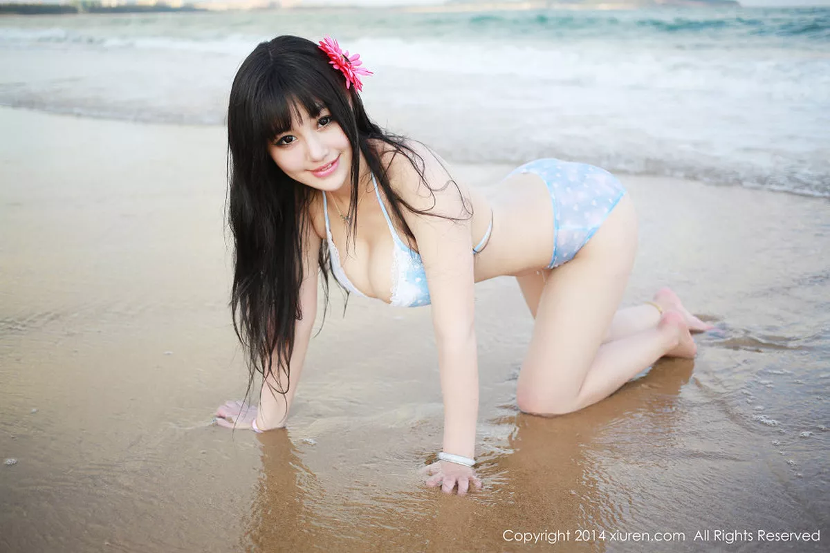 秀人集.com_[XiuRen秀人网]No.140_美模barbie可儿沙滩边性感比基尼秀傲人豪乳诱惑写真58P