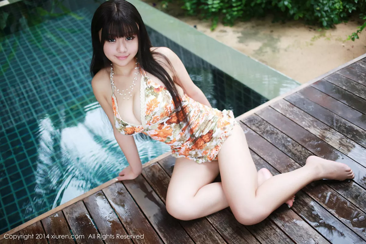秀人集.com_[XiuRen秀人网]No.203_萌妹子Barbie可儿泰国旅拍丰满美胸性感迷人写真56P