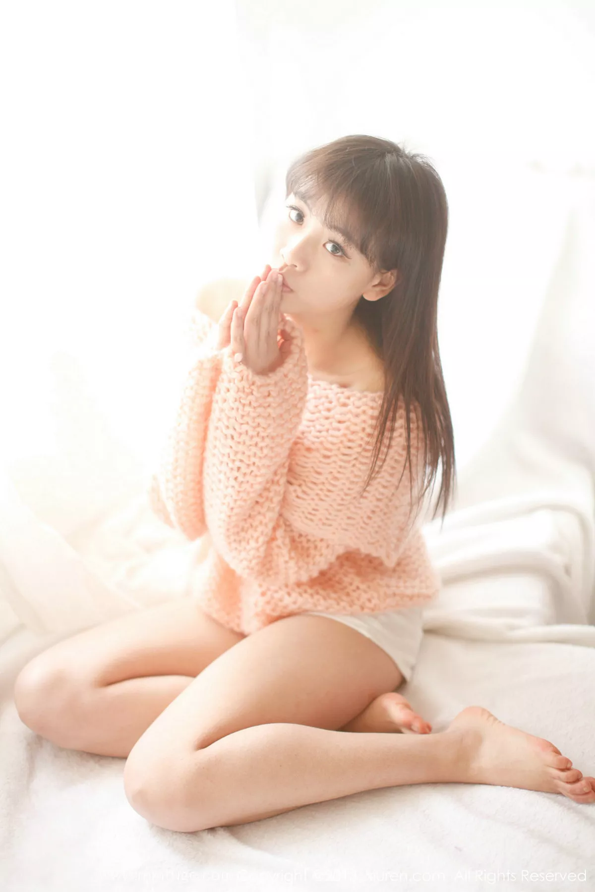 秀人集.com_[XiuRen秀人网]No.318_邻家女孩七米baby户外红色格子裙清新学生装迷人写真112P