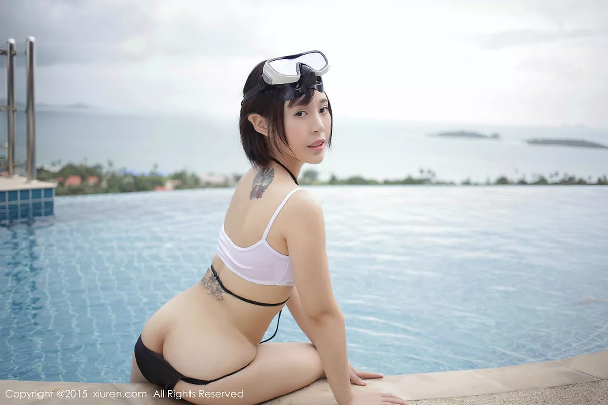秀人集.com_[XiuRen秀人网]No.434_嫩模Evelyn艾莉苏梅岛旅拍泳池边性感比基尼豪乳写真53P
