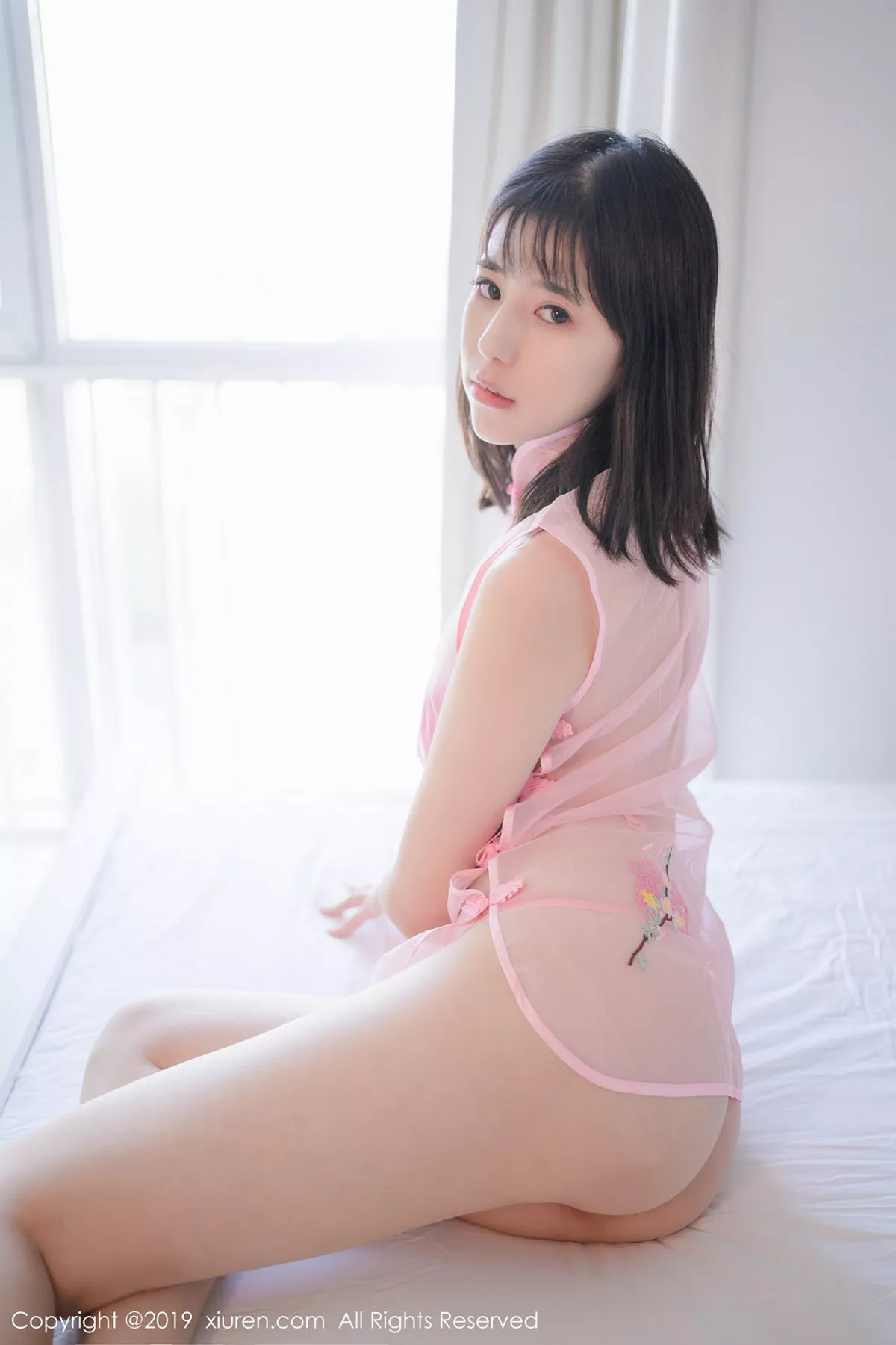 秀人集.com_[XiuRen秀人网]No.1791_嫩模艾栗栗私房薄纱情趣内衣露豪乳胶带遮点极致诱惑写真42P