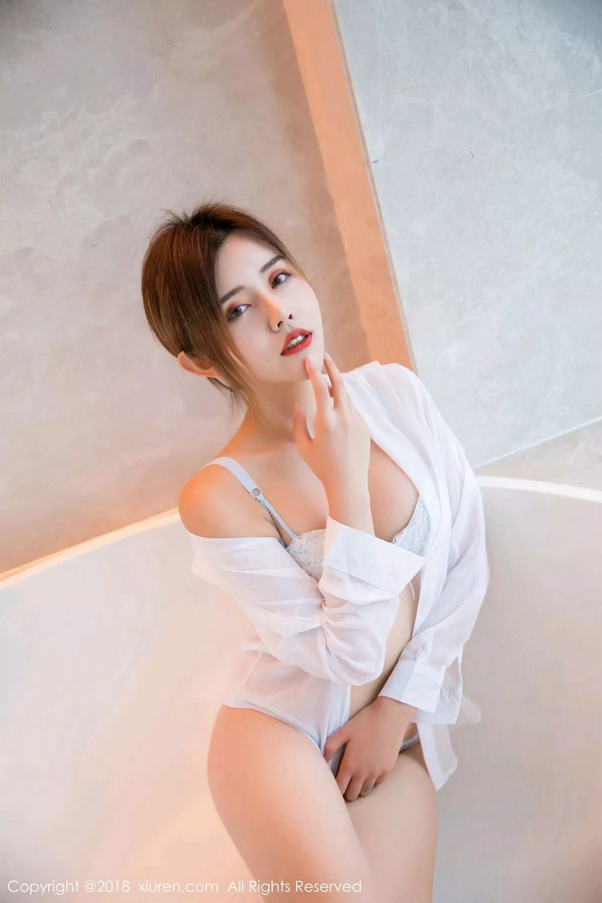 秀人集.com_[XiuRen秀人网]No.1253_女神Cris_卓娅祺性感吊带兔女郎+浴室白衬衫完美诱惑写真44P