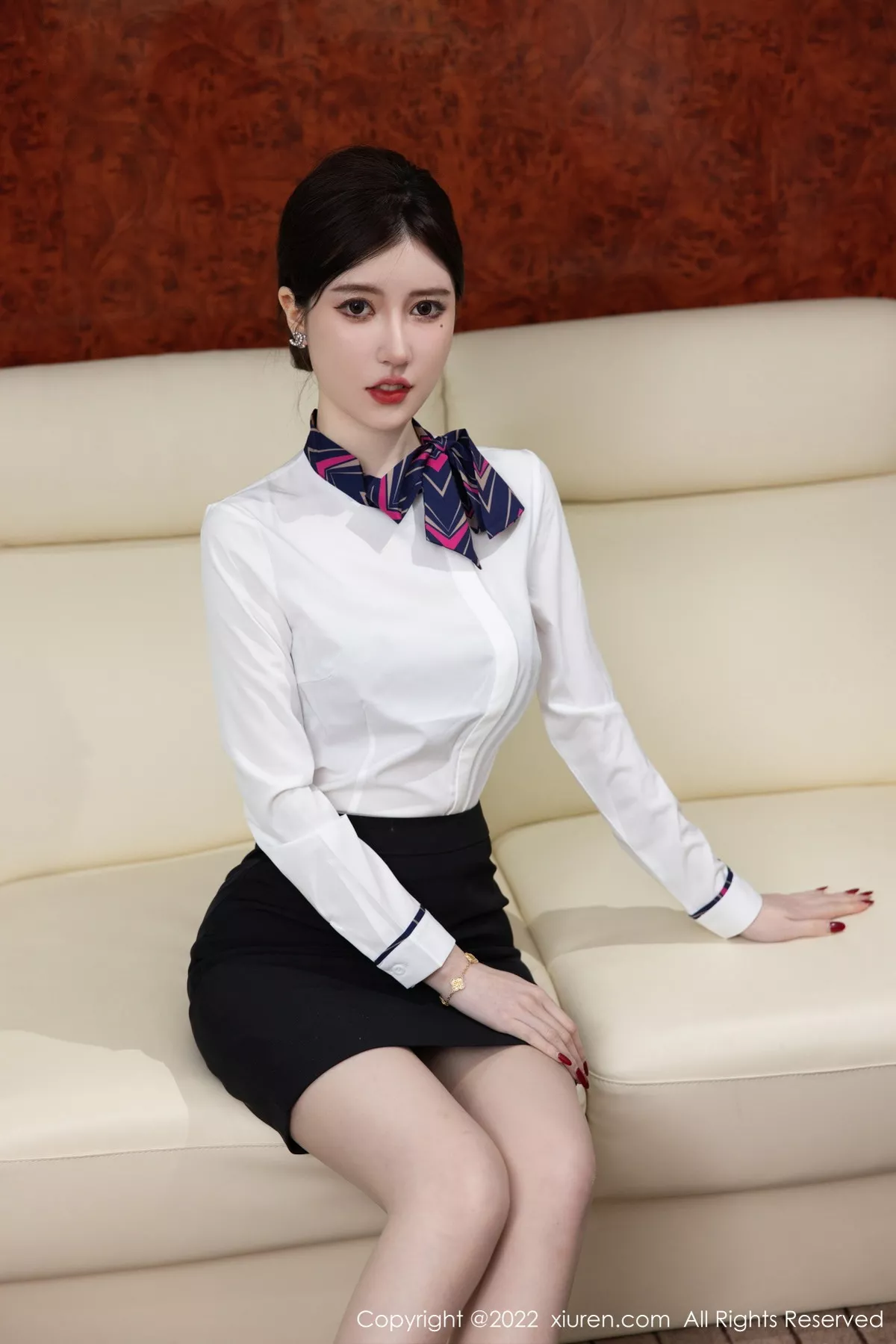 图片[2]-[XiuRen秀人网]第5696期美桃酱写真-秀人集