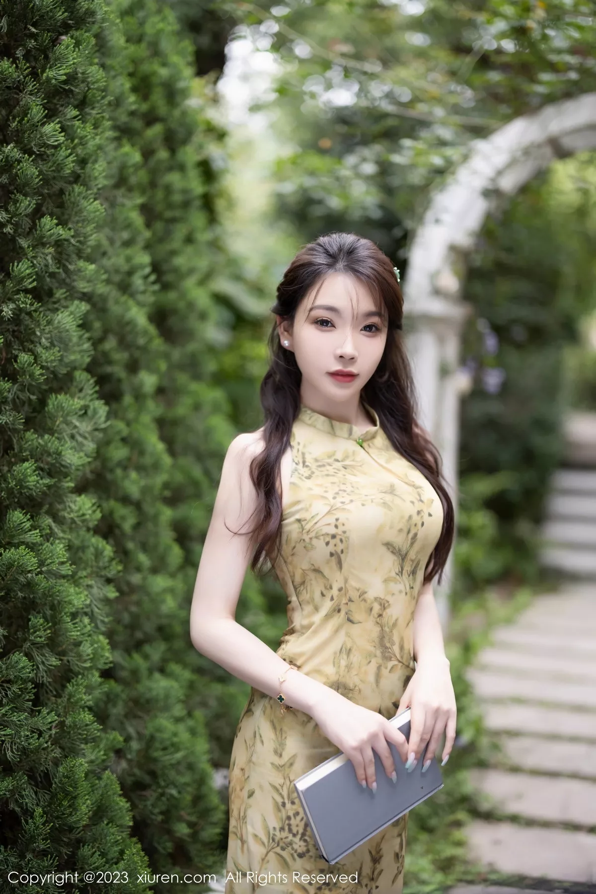 图片[2]-[XiuRen秀人网]第7083期徐莉芝写真-秀人集