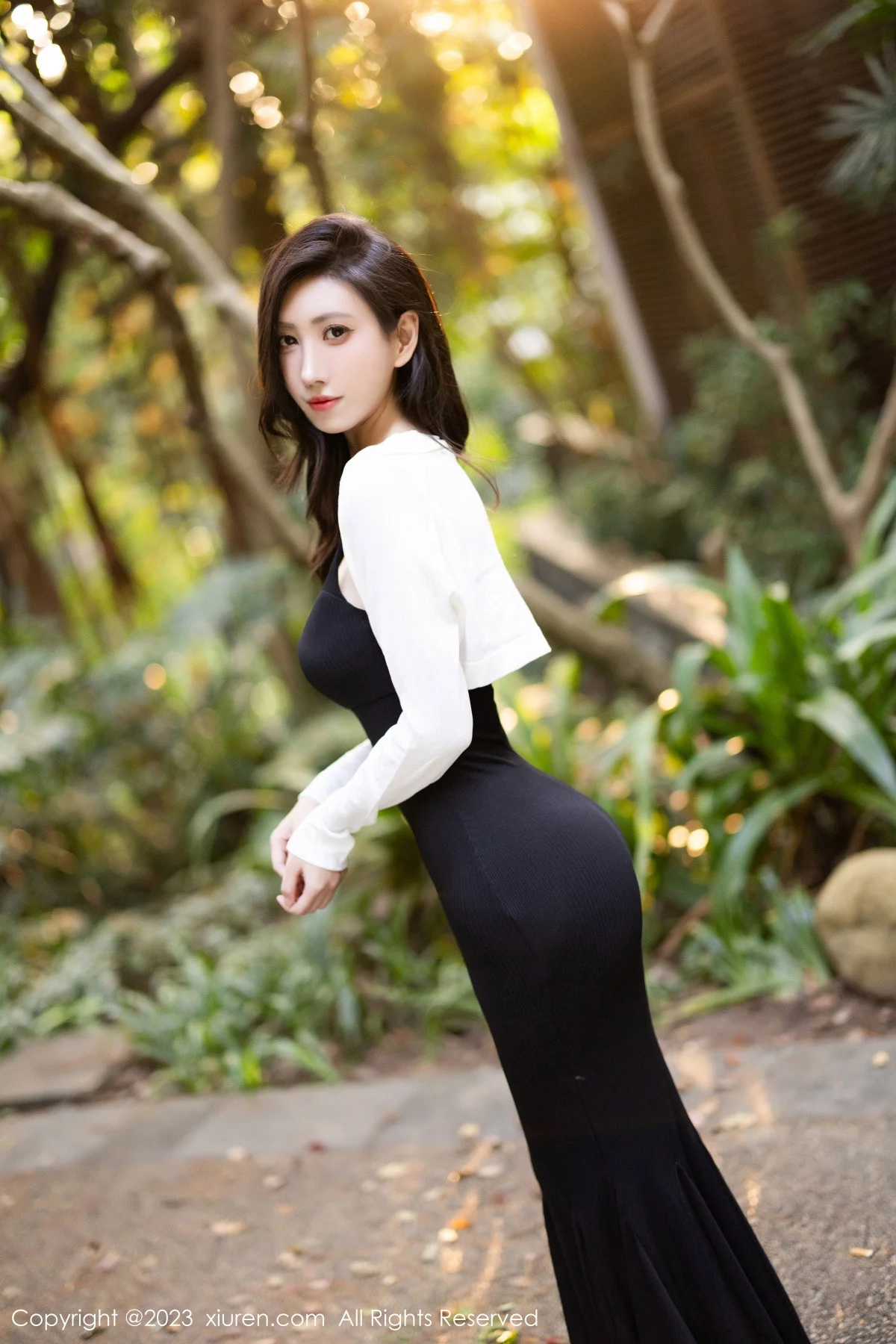 图片[2]-章芃芃-秀人集