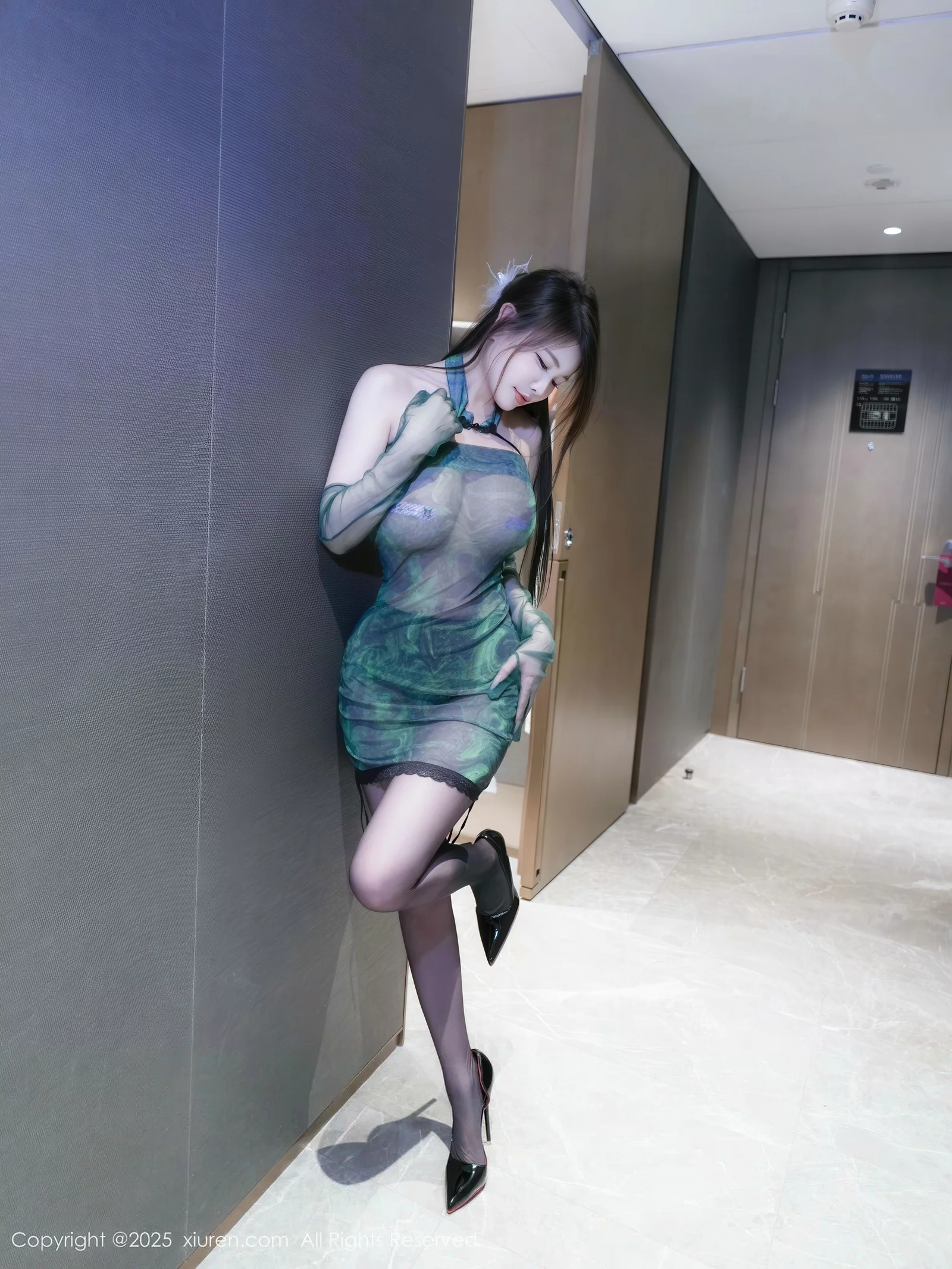 [XiuRen秀人网]第10660期甜妮写真-秀人集